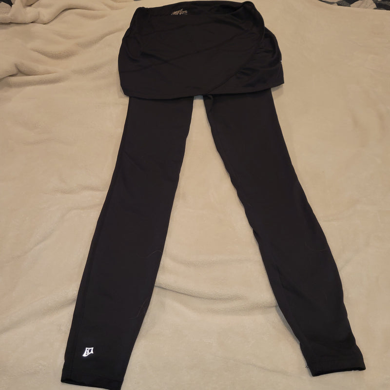 Skirt Sports Heartbreaker leggings size small and extra small - black and gray