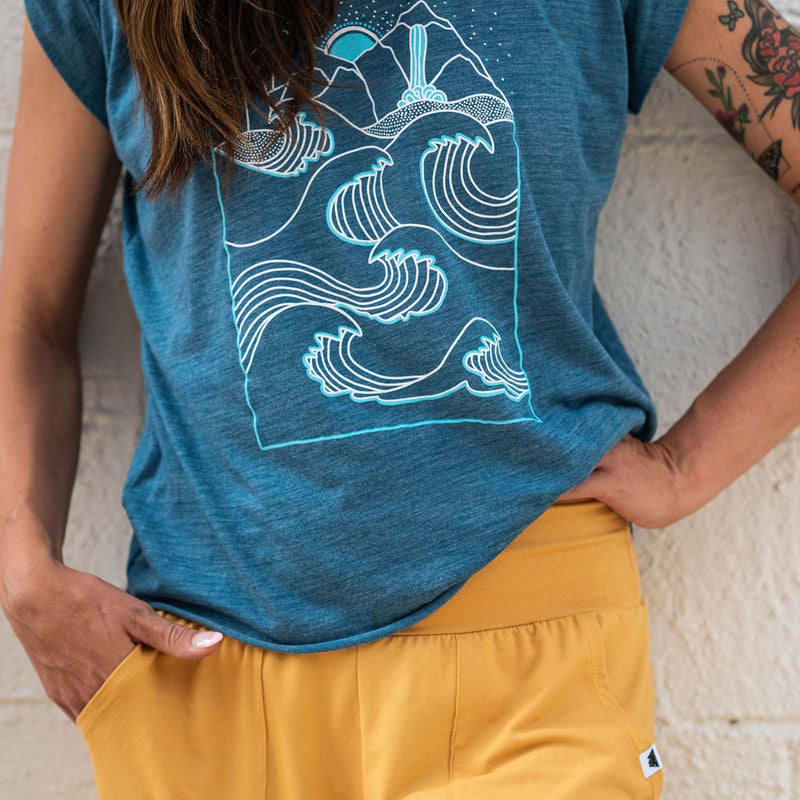 Mountains to Sea Rolled Cuffs Flowy Shirt | Heather Teal