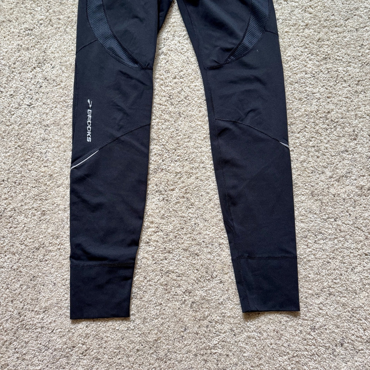 Brooks Women's Running Tights with Cuffs - Black - XS