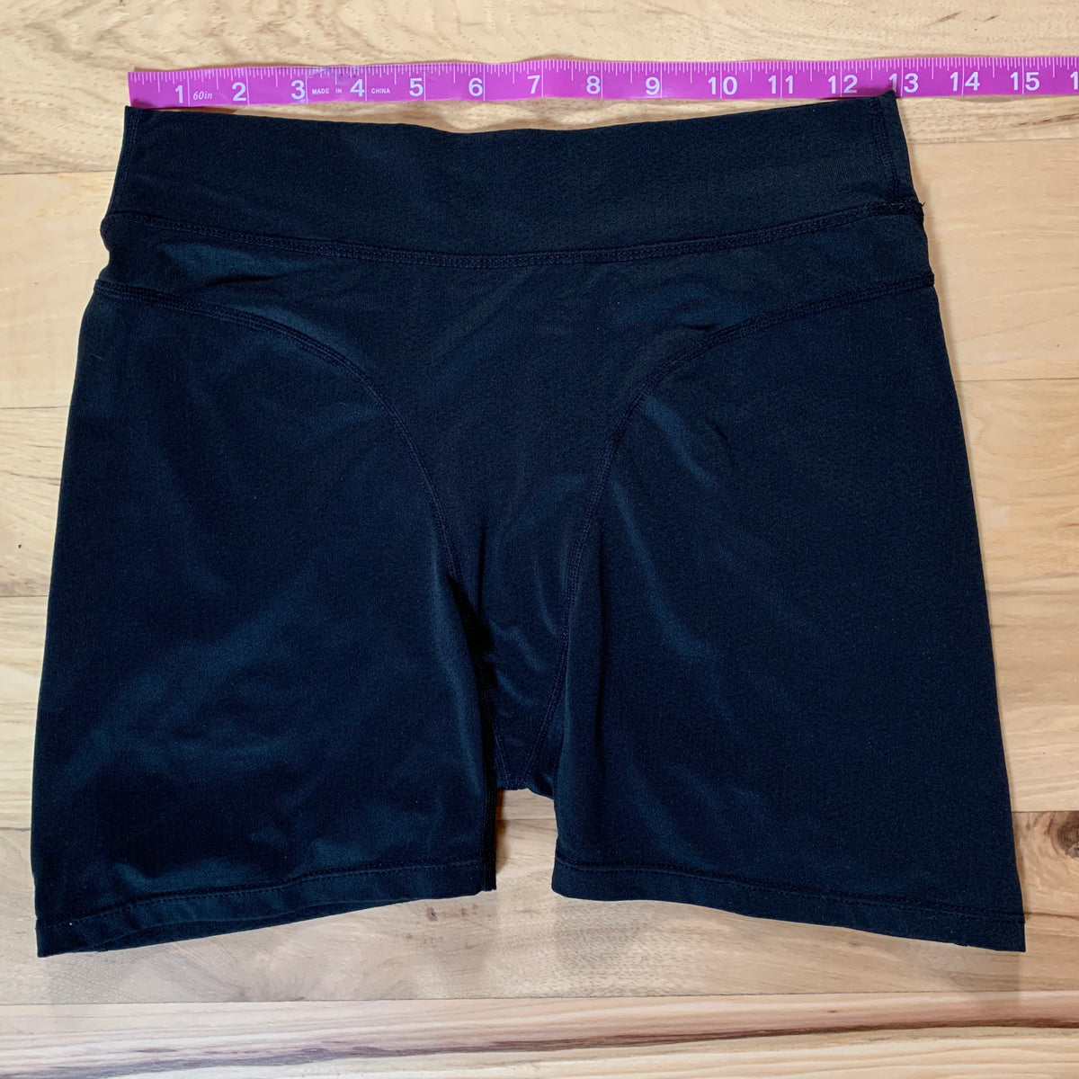 Skirt Sports Shorties - Small