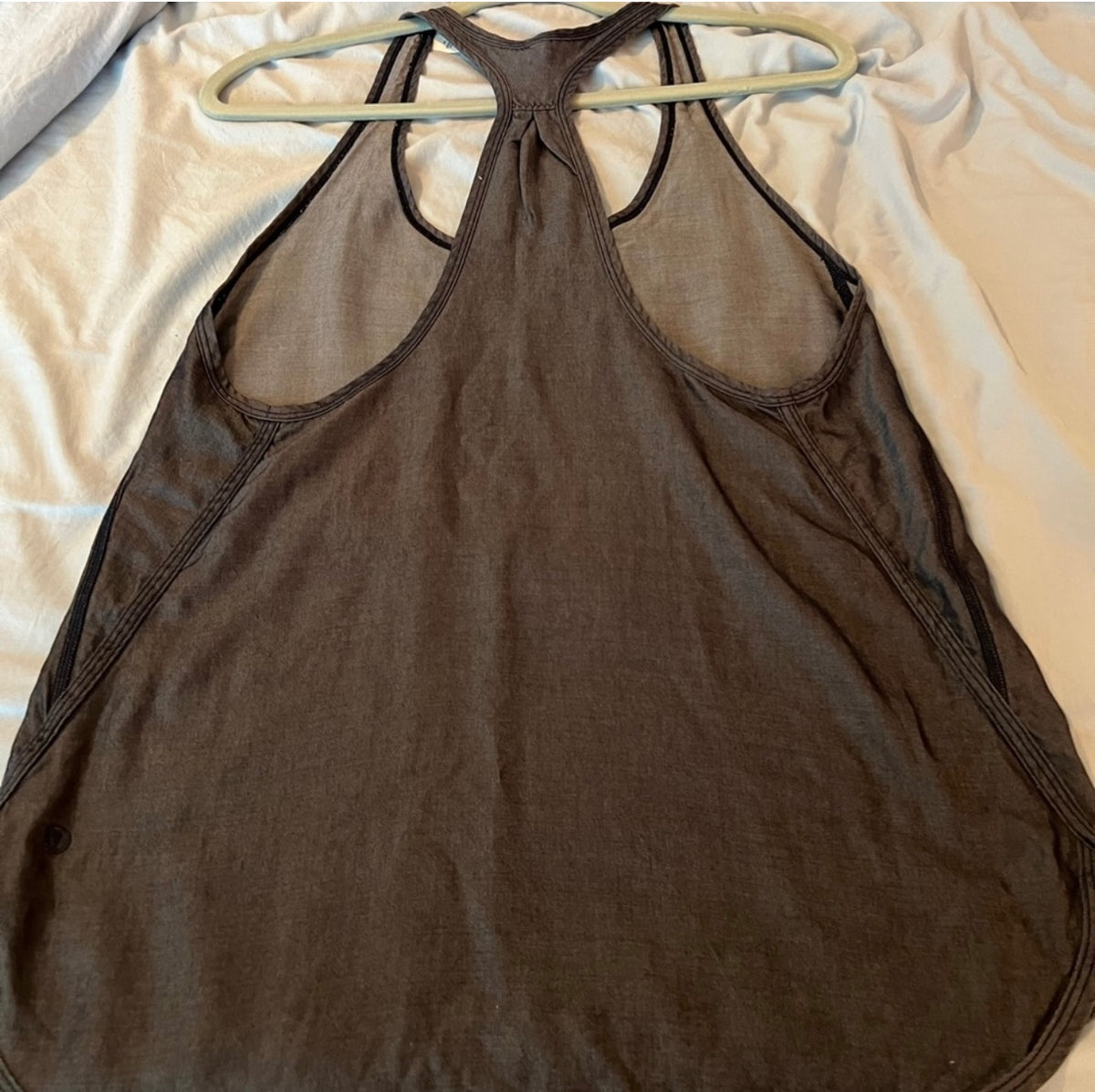 Lululemon tank top size 8