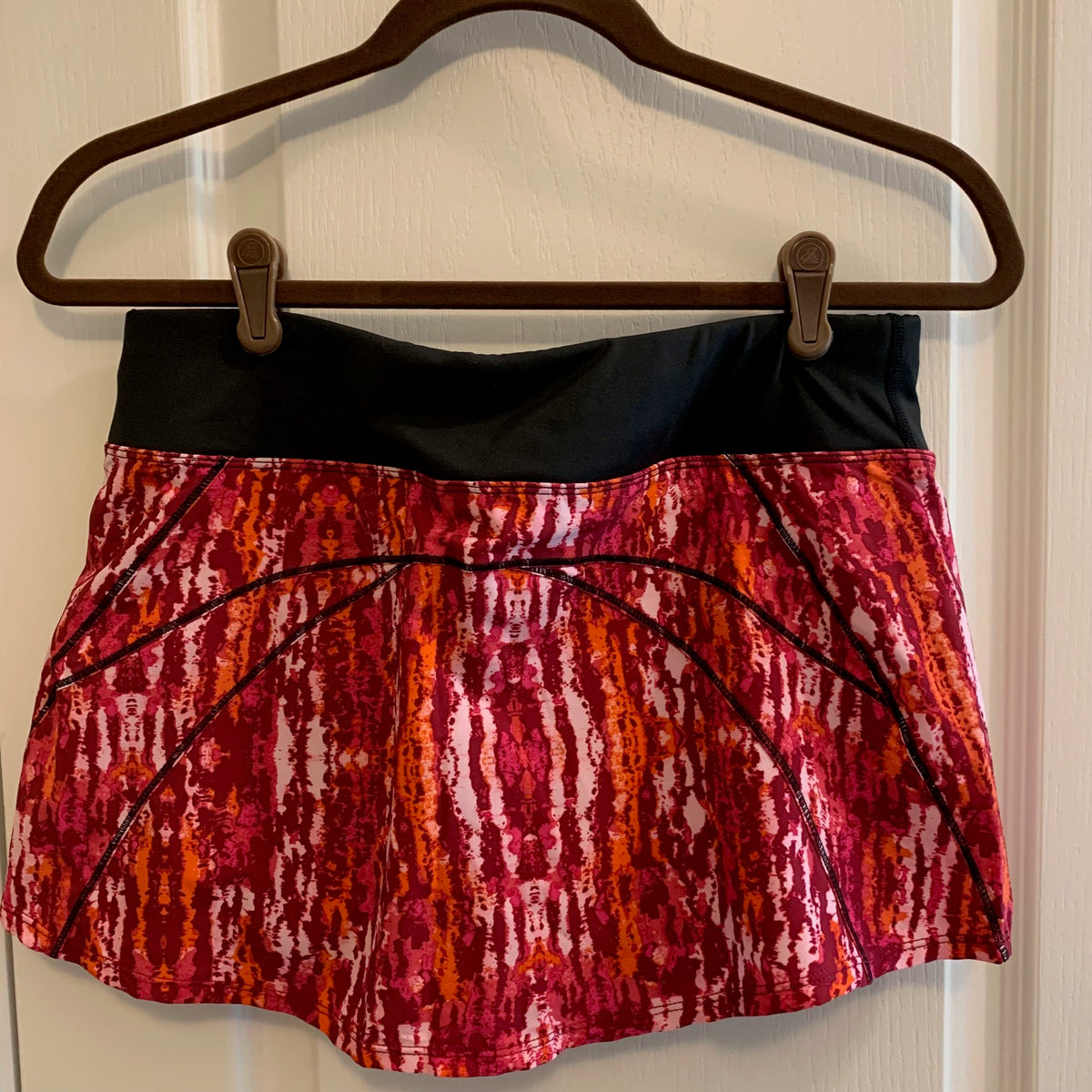 NEW Skirt Sports Jette Skirt - Small - Ignite Print