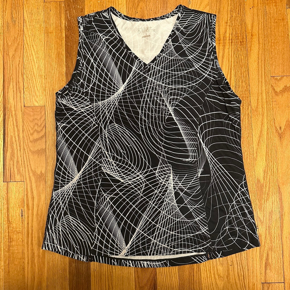 Skirt Sports Free Me Tank, Size L, Galactic Print