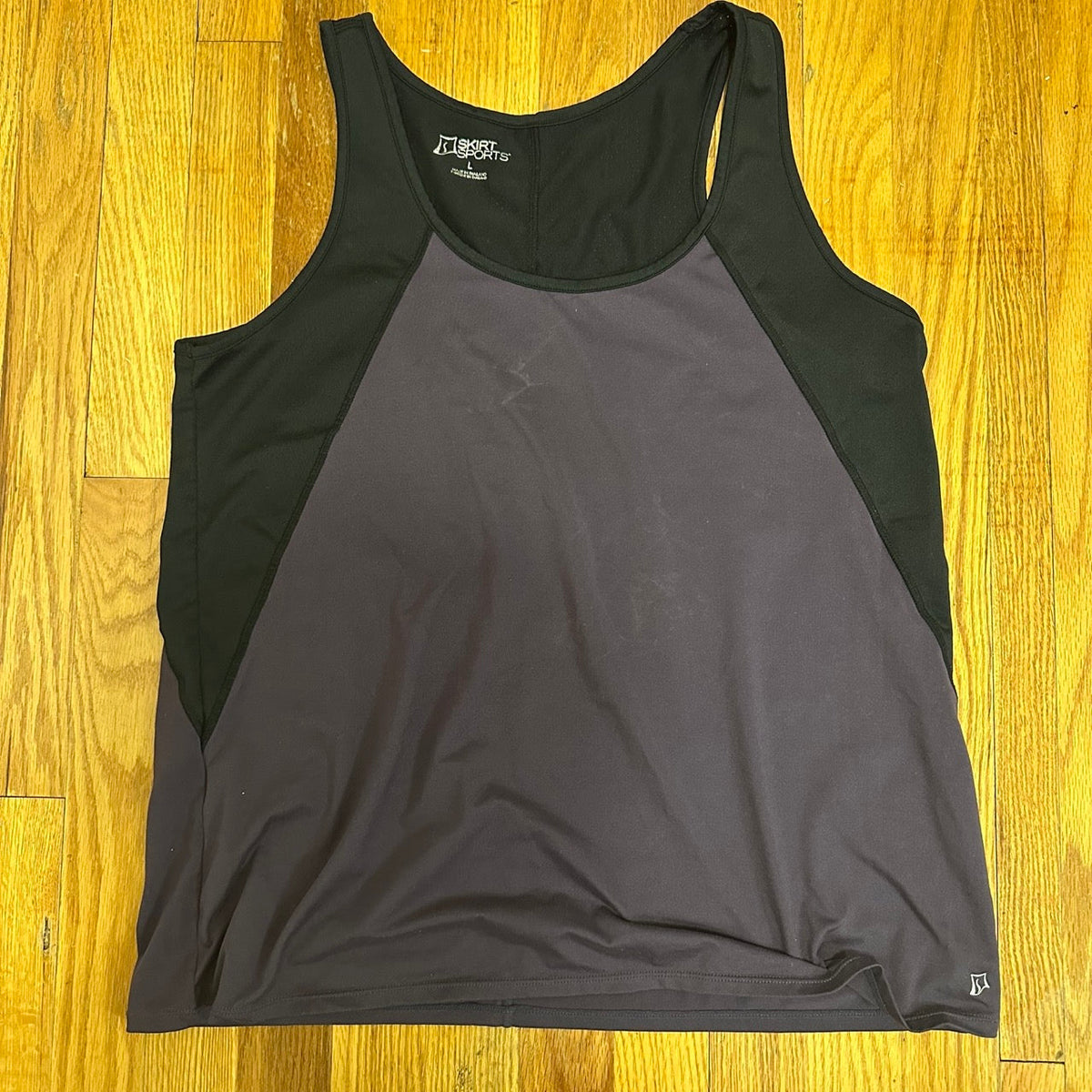 Vintage Skirt Sports Take 5 Tank, Plum and Black, Size L