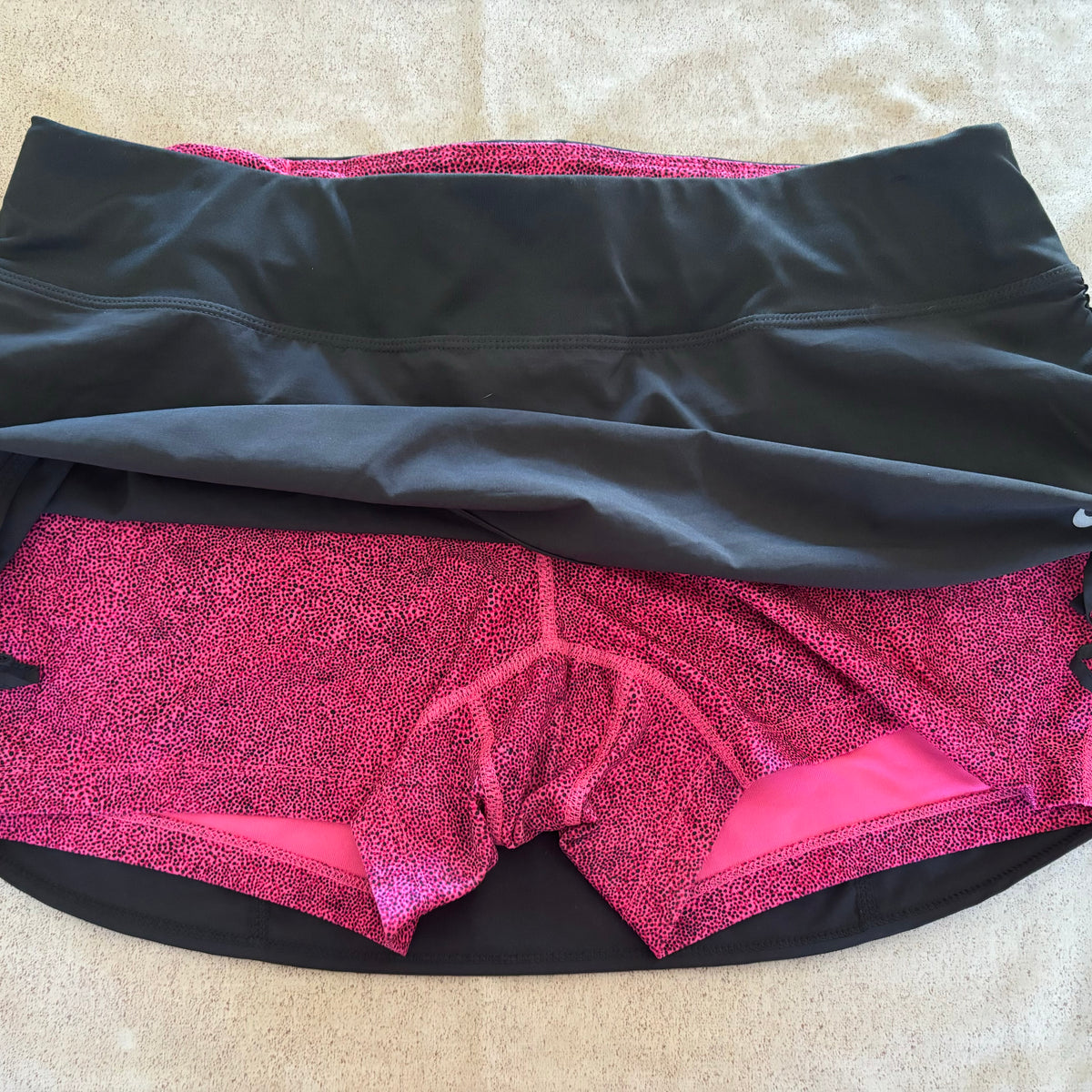 Nike Skort-pink shorties-large