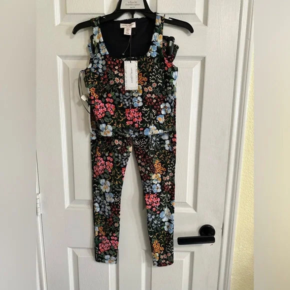 Laura Ashley 2 pc yoga legging set. Floral. NWT Leggings(pockets) & Sports Bra