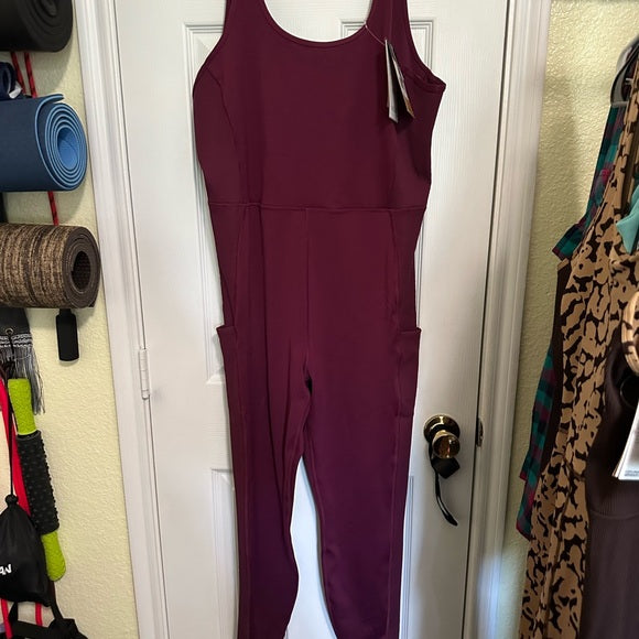 The North Face - NWT Women’s Dune Sky Onesie Long Boysenberry - XXL