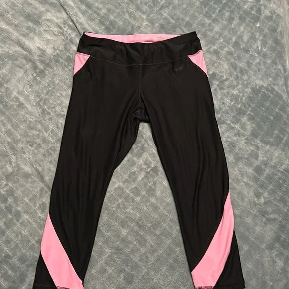 Avia- Pink & Black Crop Athletic Leggings - Small